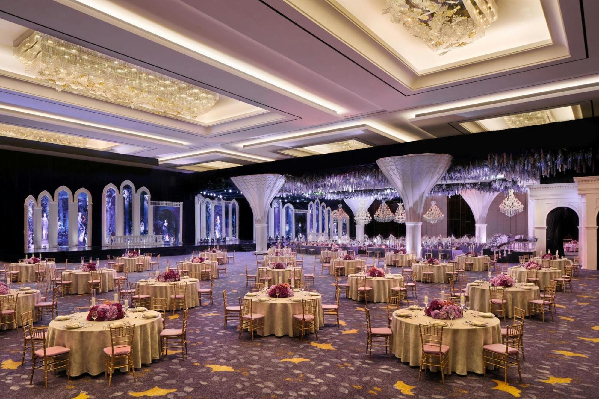 The Westin Surabaya Hotel Exterior photo